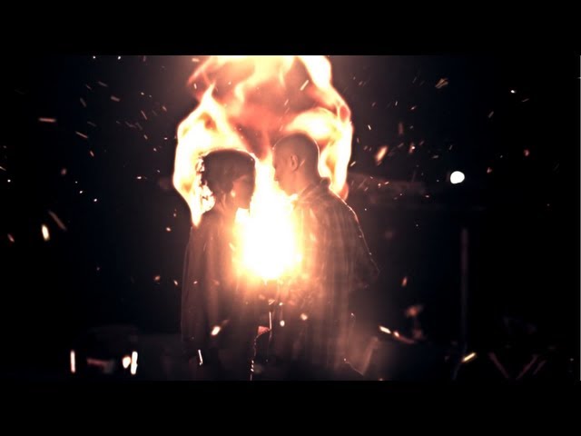 Moe Mitchell - Feuer Und Flamme